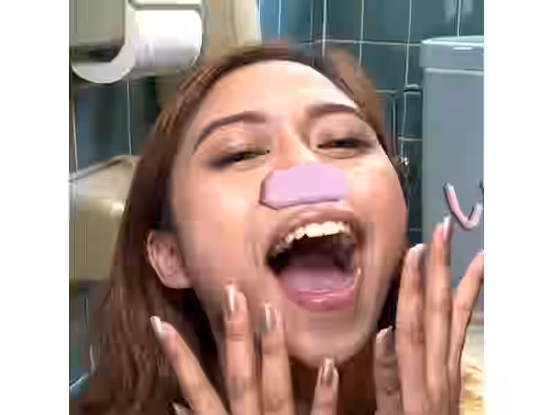 便所でエッチ『やりまんハーフ娘アイシャちゃん２』（ETNGB-012）【映天】