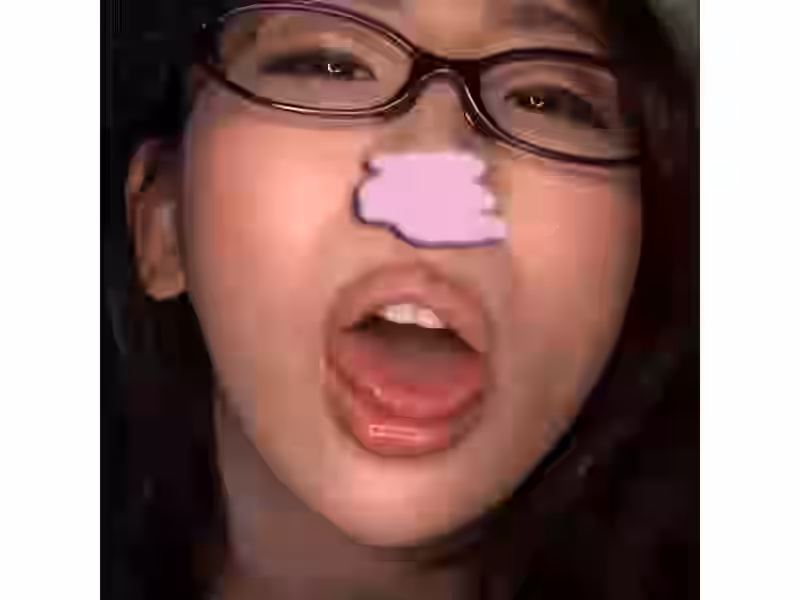 便所でエッチ『やらしいゆいちゃんの便所フェラ』（ETNGB-033）【映天】
