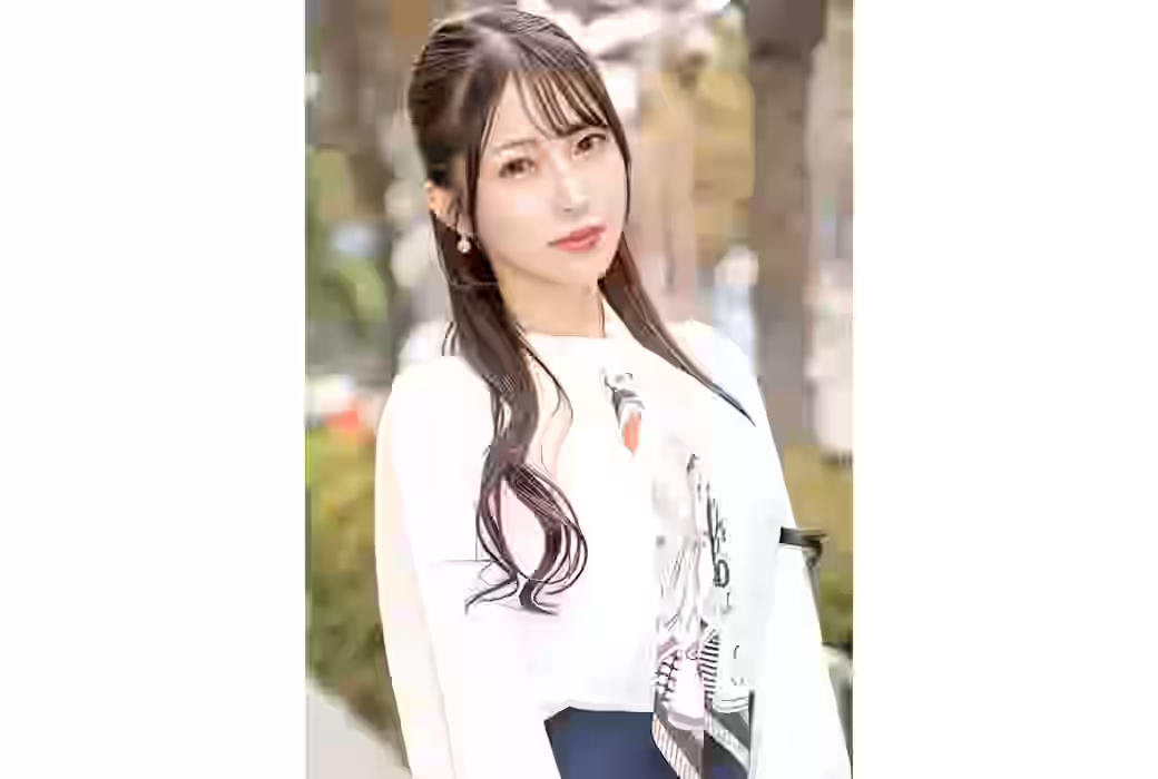 Gカップ清楚系黒髪ロングのムッツリスケベ人妻（ATEWDX-579）【Ｅ★人妻ＤＸ】